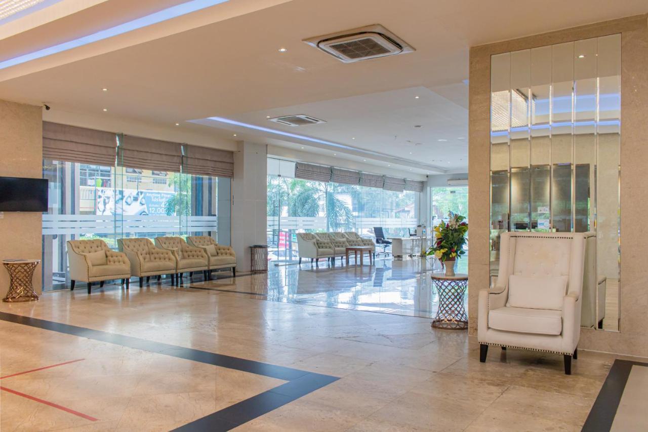 Avana Hotel And Convention Centre Sha Extra Plus バンコク都 エクステリア 写真